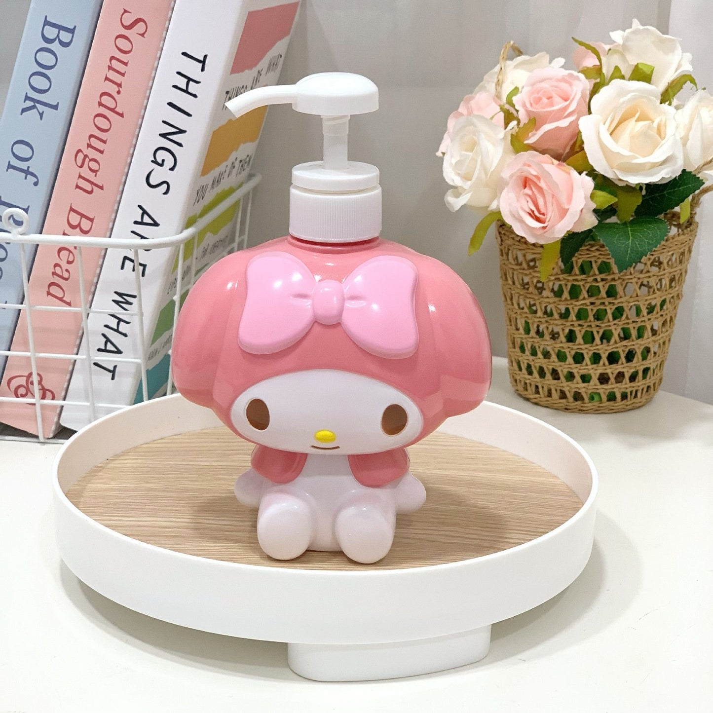0112c Sanrio soap bottle