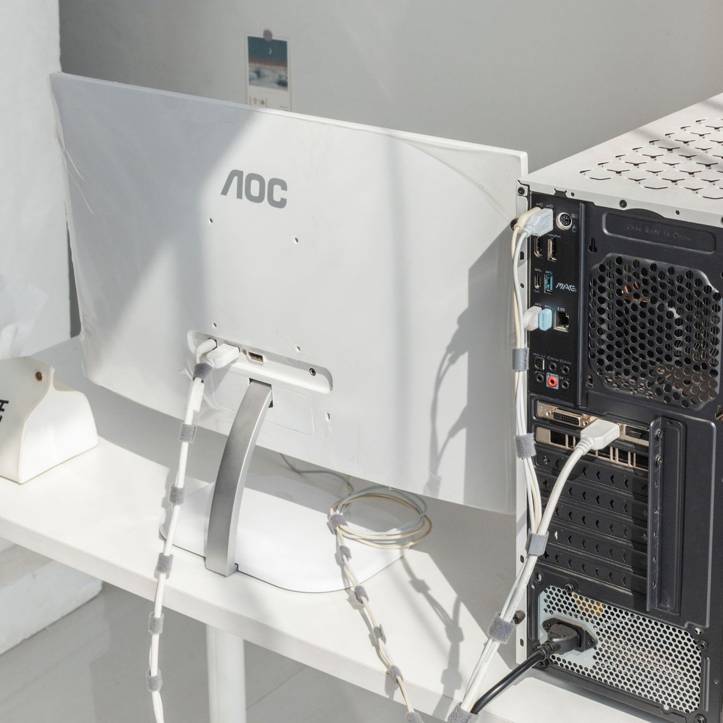 0304m Cable tie management