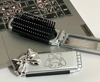 1211c Foldable Comb Mirror