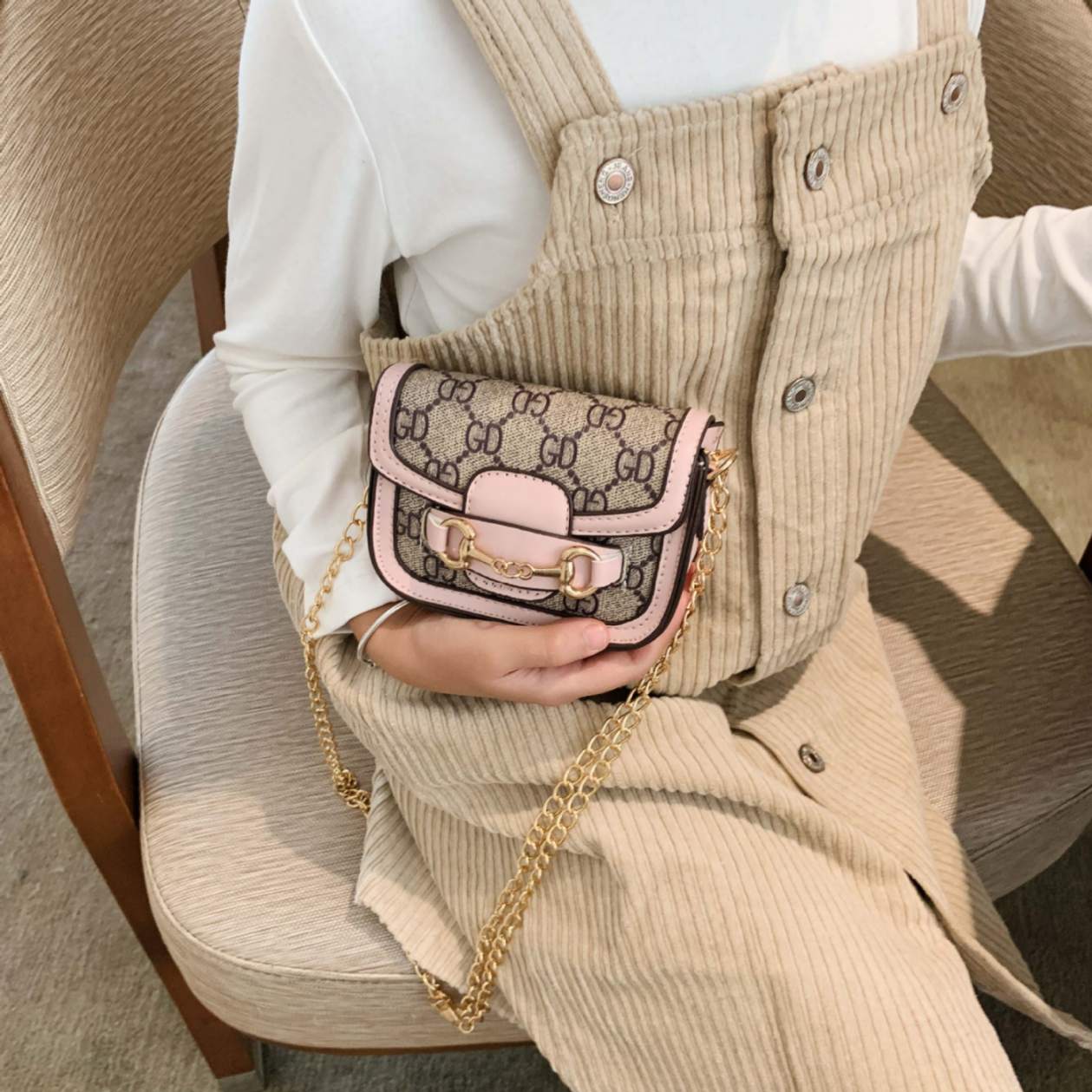 Children's shoulder bag