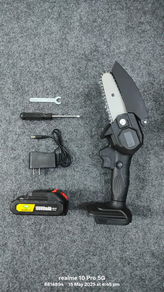 0814 Cordless Chainsaw with 1 battery