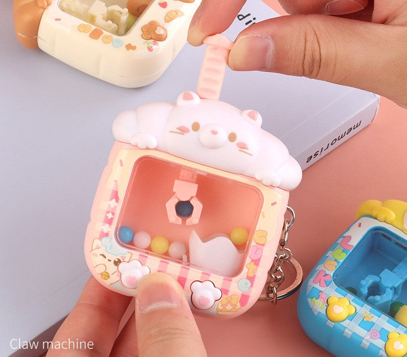 0814 Claw Machine Keychain