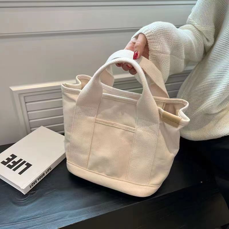 1026c Multi- compartment casual canvas bag