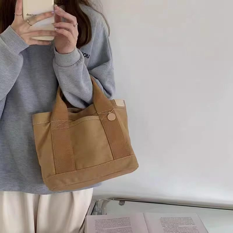 1026c Multi- compartment casual canvas bag