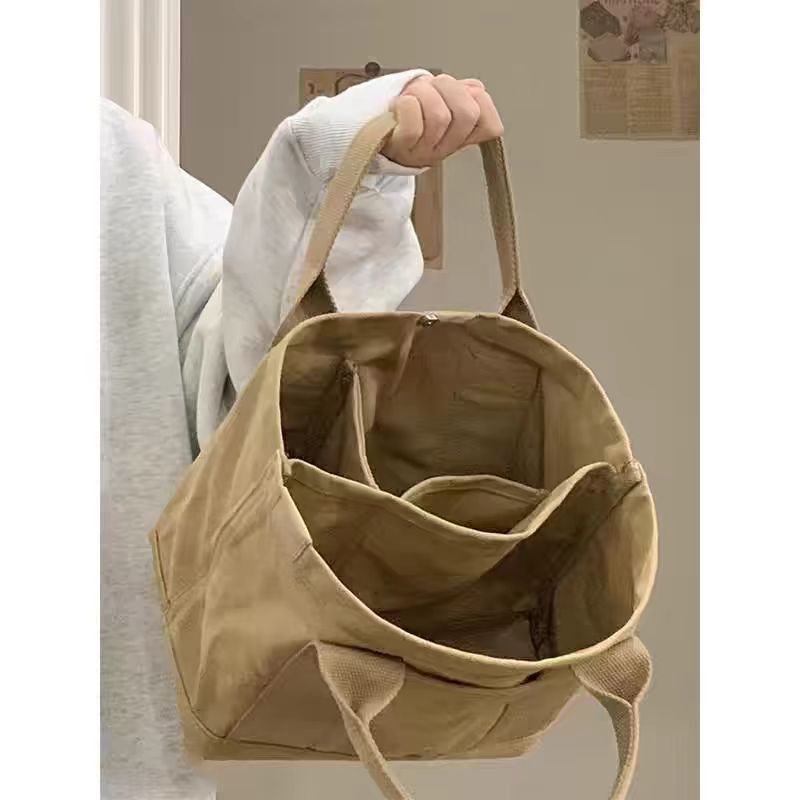 1026c Multi- compartment casual canvas bag