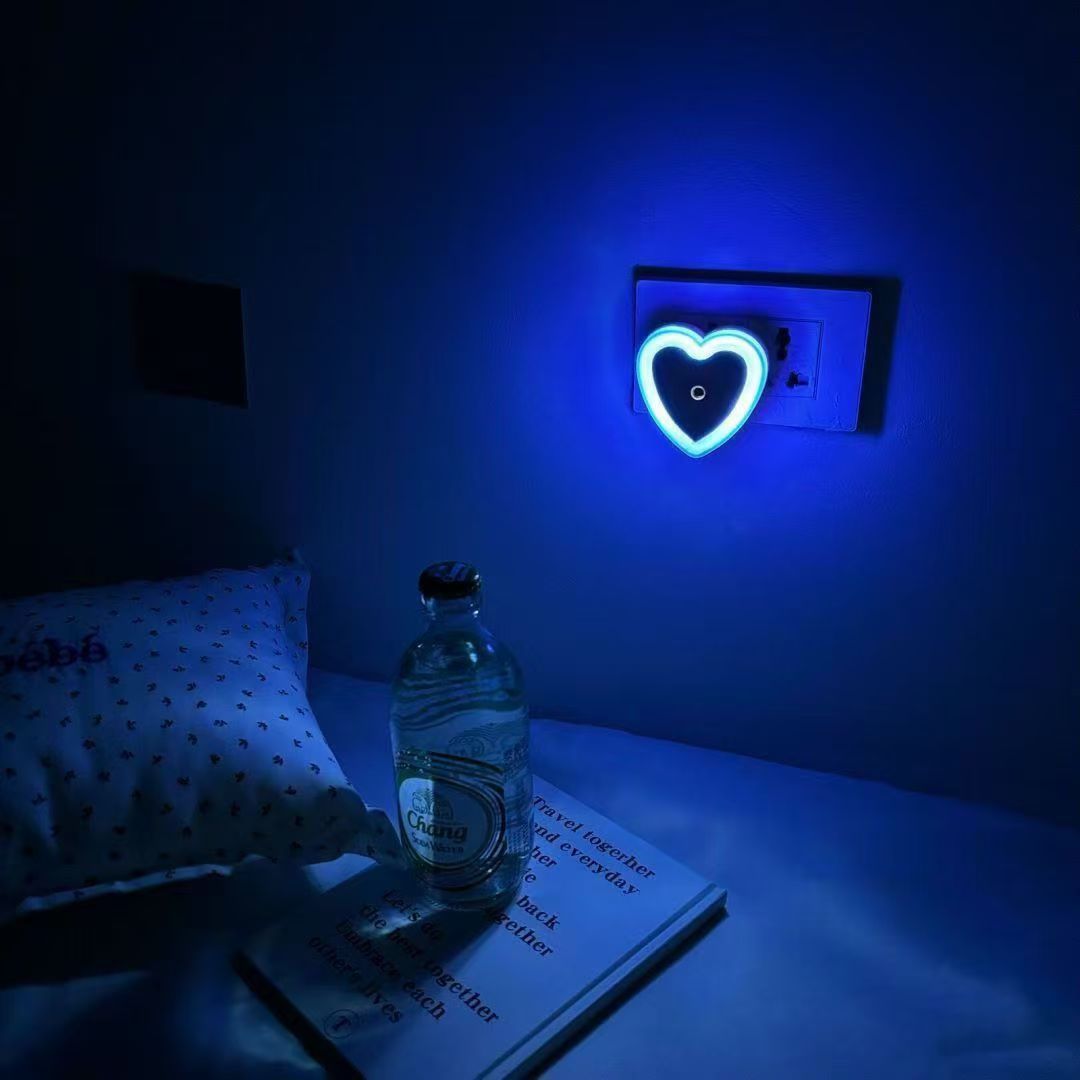 0905 Night Light Heart LED